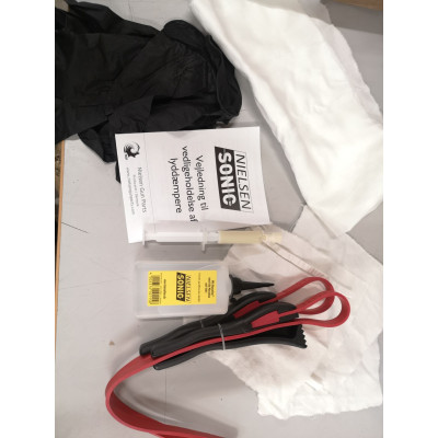 Čistiaca sada na údržbu tlmiča